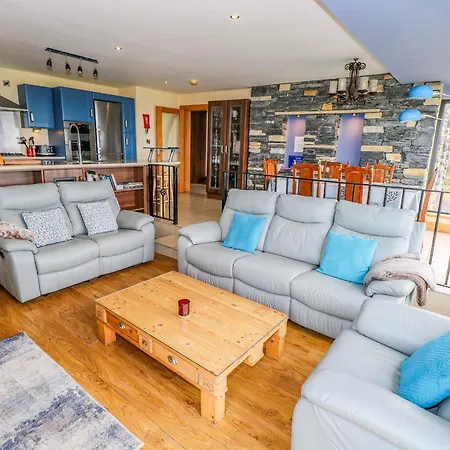 Holiday home Ocean Sail House *